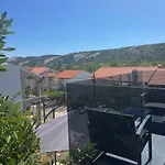 Villa Lopar *